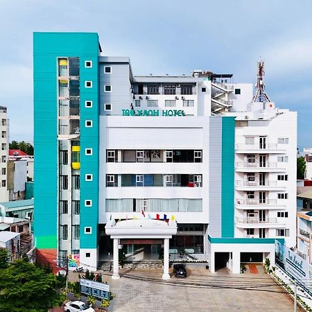 Tre Xanh Hotel Pleiku Extérieur photo