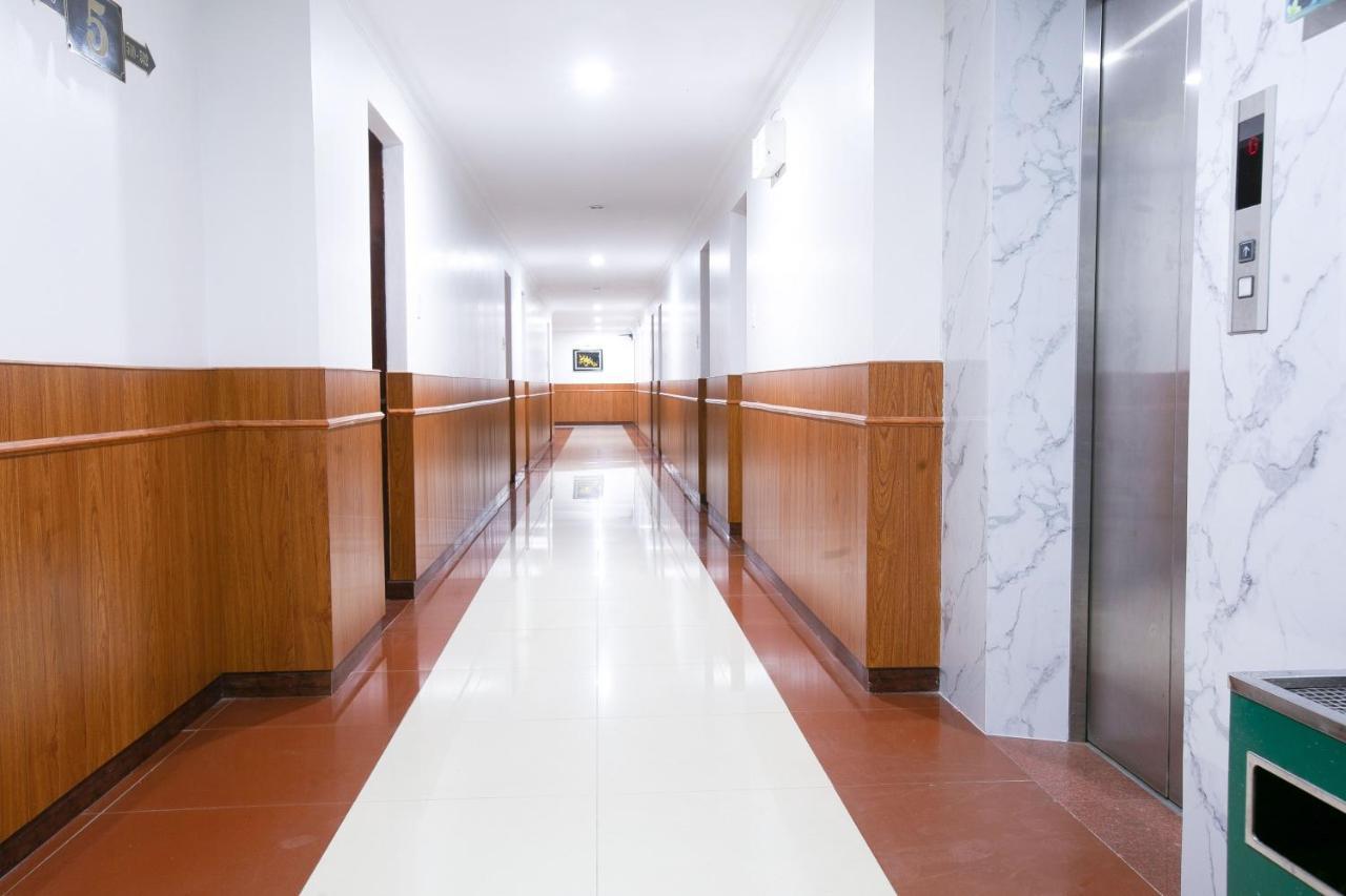 Tre Xanh Hotel Pleiku Extérieur photo