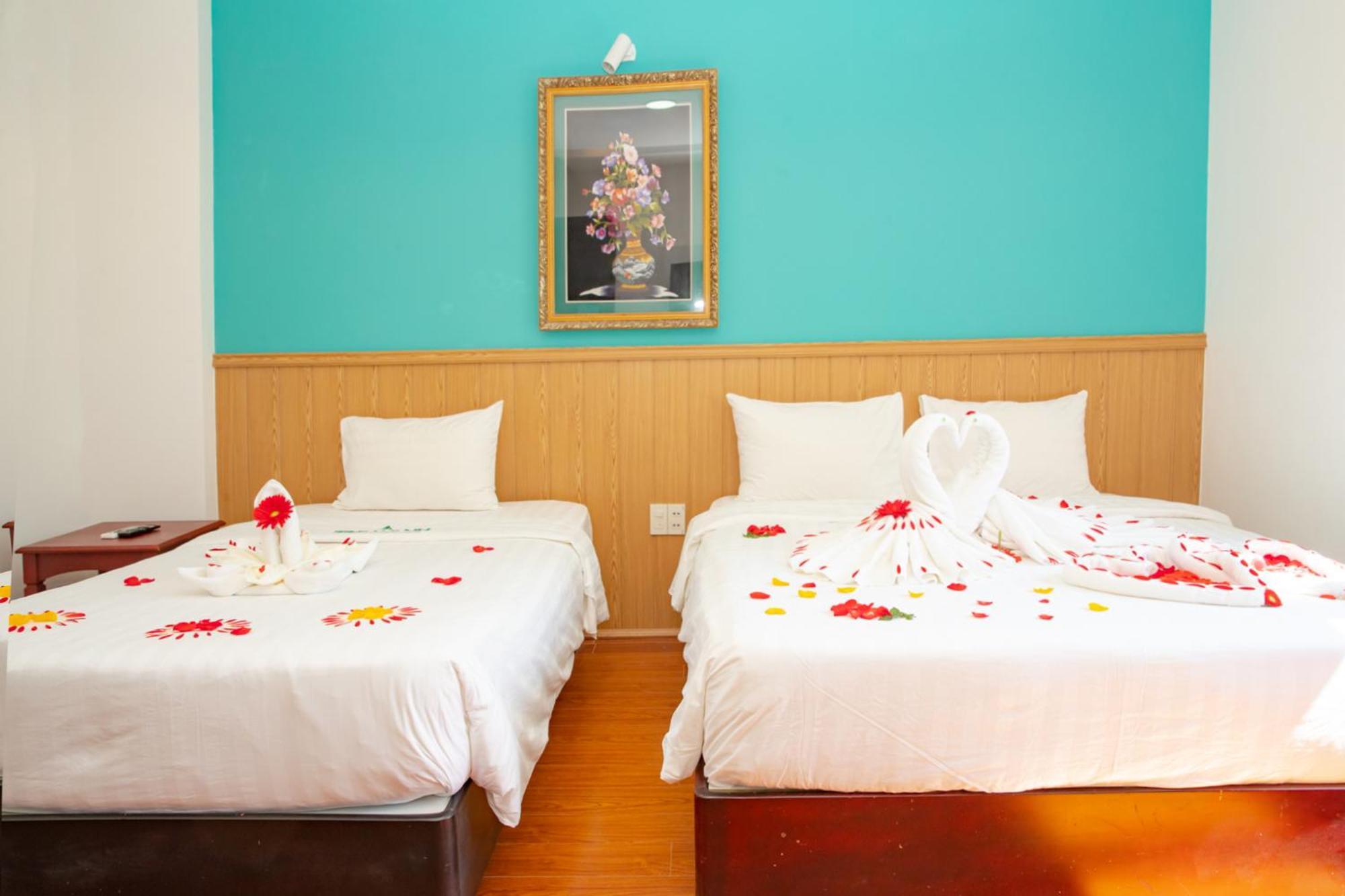 Tre Xanh Hotel Pleiku Extérieur photo