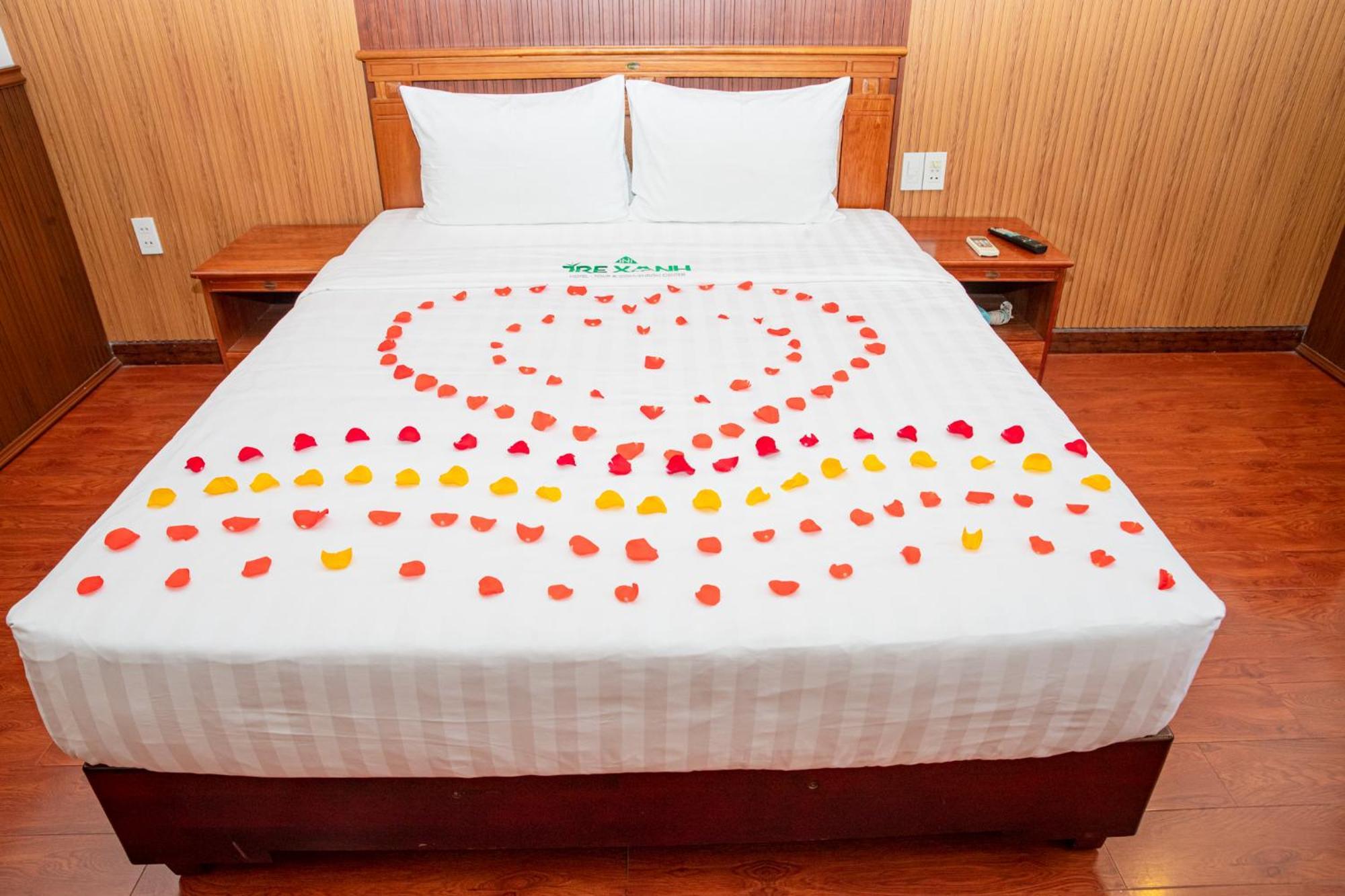 Tre Xanh Hotel Pleiku Extérieur photo