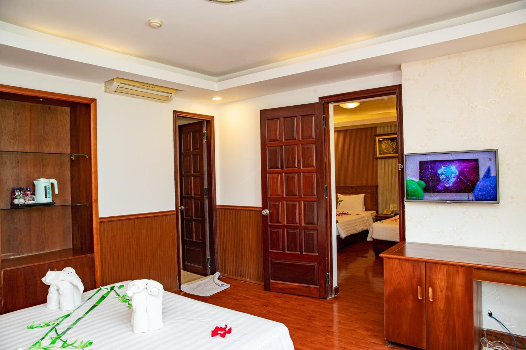 Tre Xanh Hotel Pleiku Extérieur photo