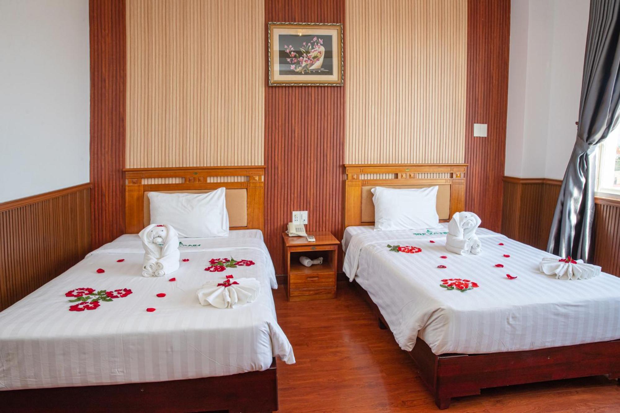 Tre Xanh Hotel Pleiku Extérieur photo