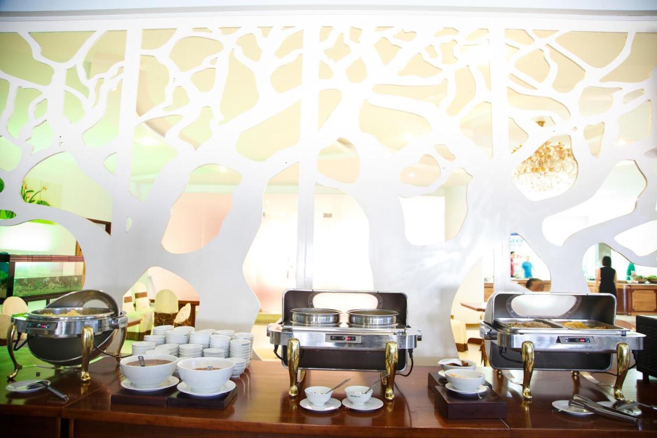 Tre Xanh Hotel Pleiku Extérieur photo